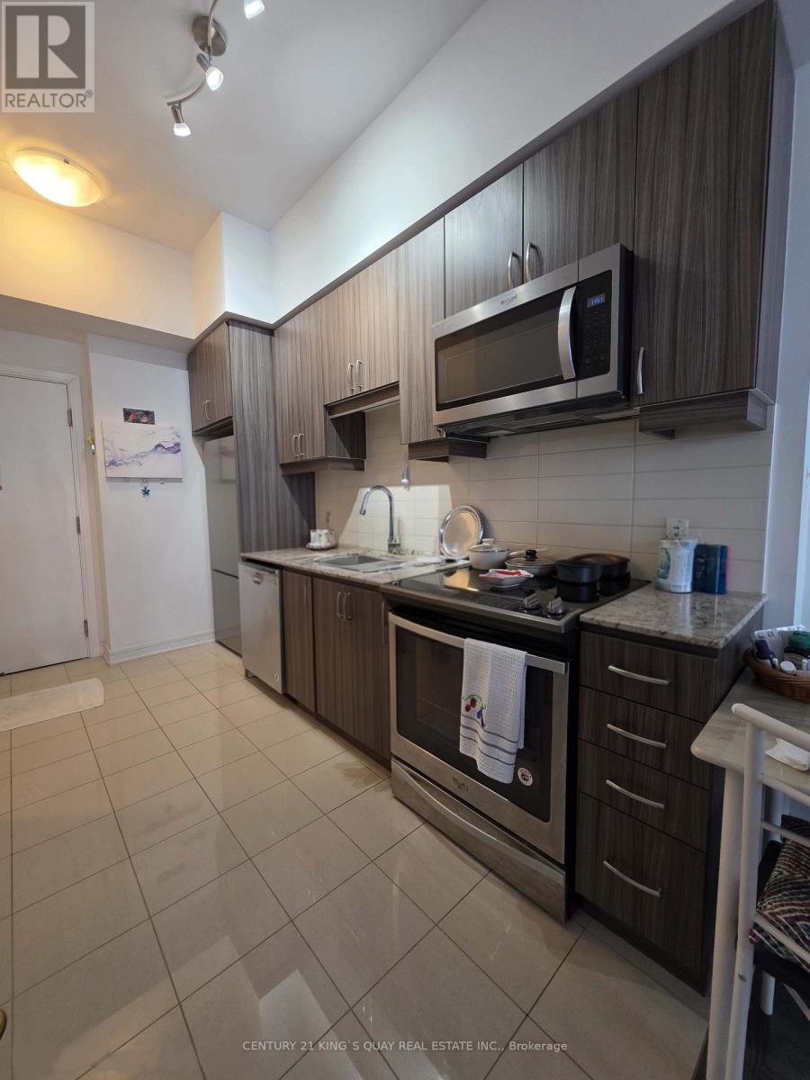 Apartment – 811 - 9199 YONGE STREET, Richmond Hill – photo 4