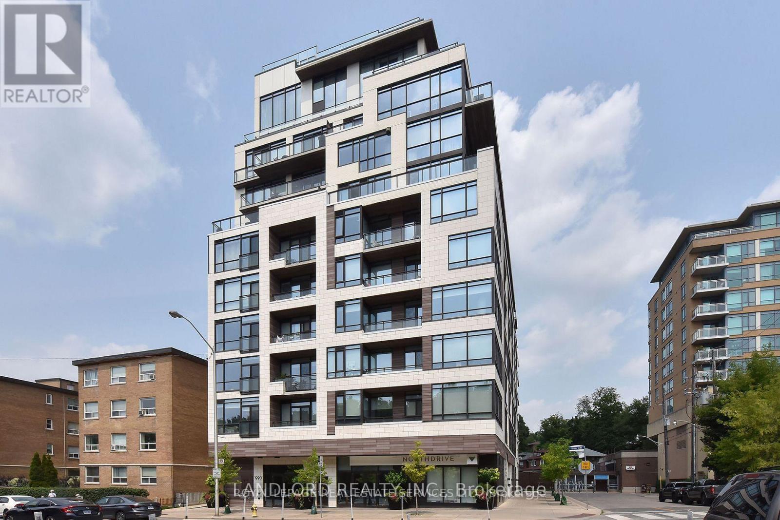 Apartment – 314 - 1990 BLOOR STREET W, Toronto – photo 1
