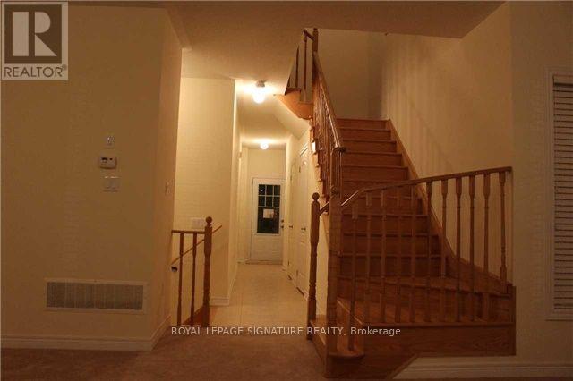 House – UPPER - 61 FRENCHPARK CIRCLE, Brampton – photo 4