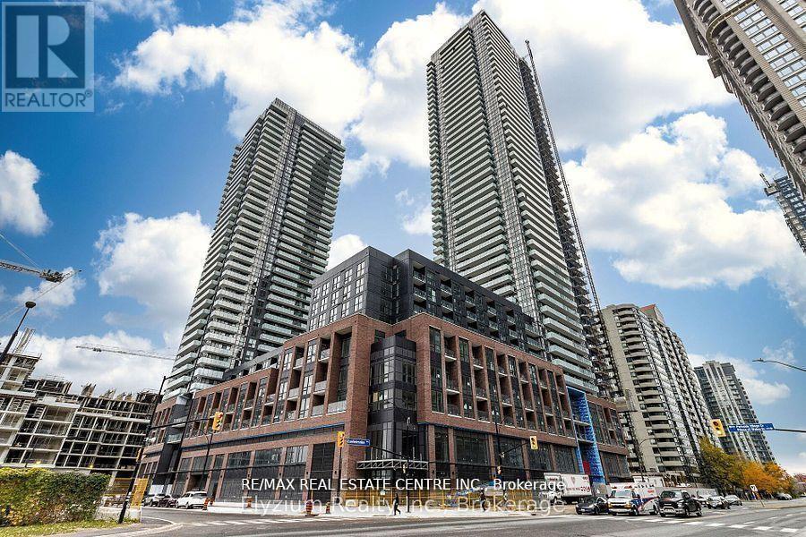 Apartment – 519 - 430 SQUARE ONE DRIVE, Mississauga