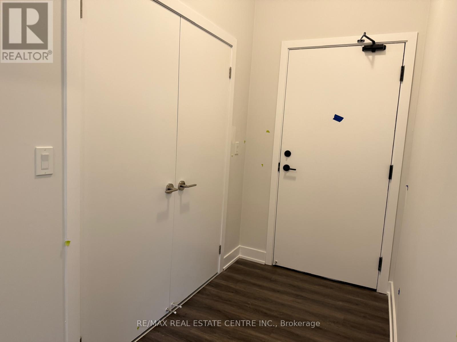 Apartment – 519 - 430 SQUARE ONE DRIVE, Mississauga – photo 3