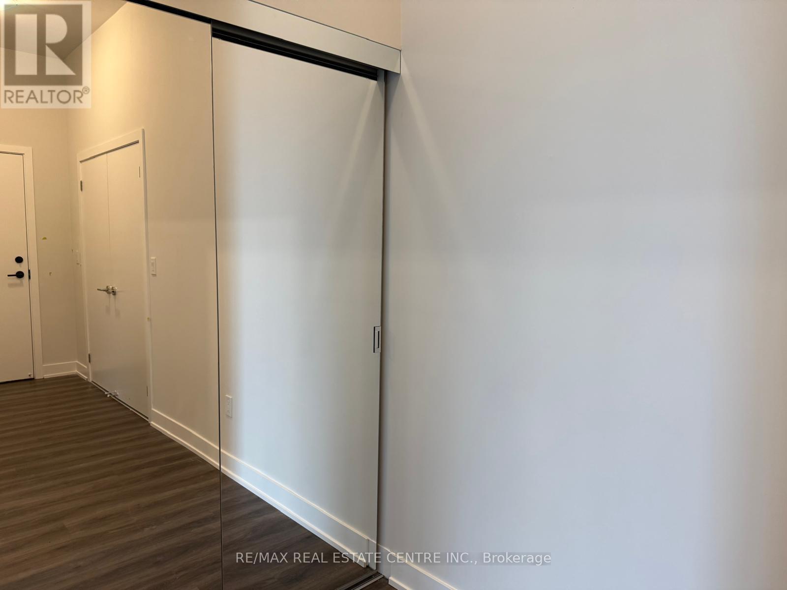 Apartment – 519 - 430 SQUARE ONE DRIVE, Mississauga – photo 4