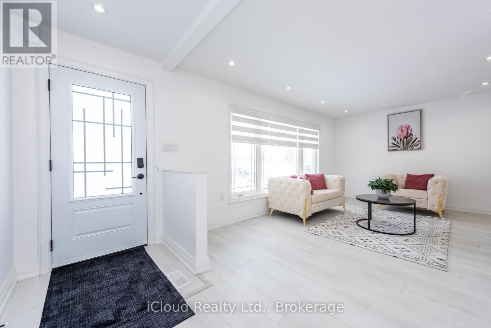House – 105 AVONDALE BOULEVARD, Brampton – photo 3