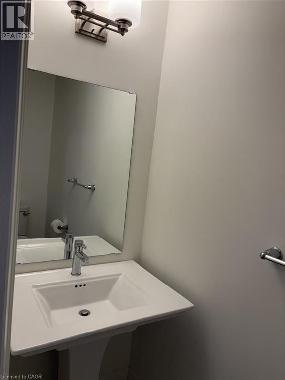 Row / Townhouse – 3226 UMAR Avenue, Oakville – photo 3