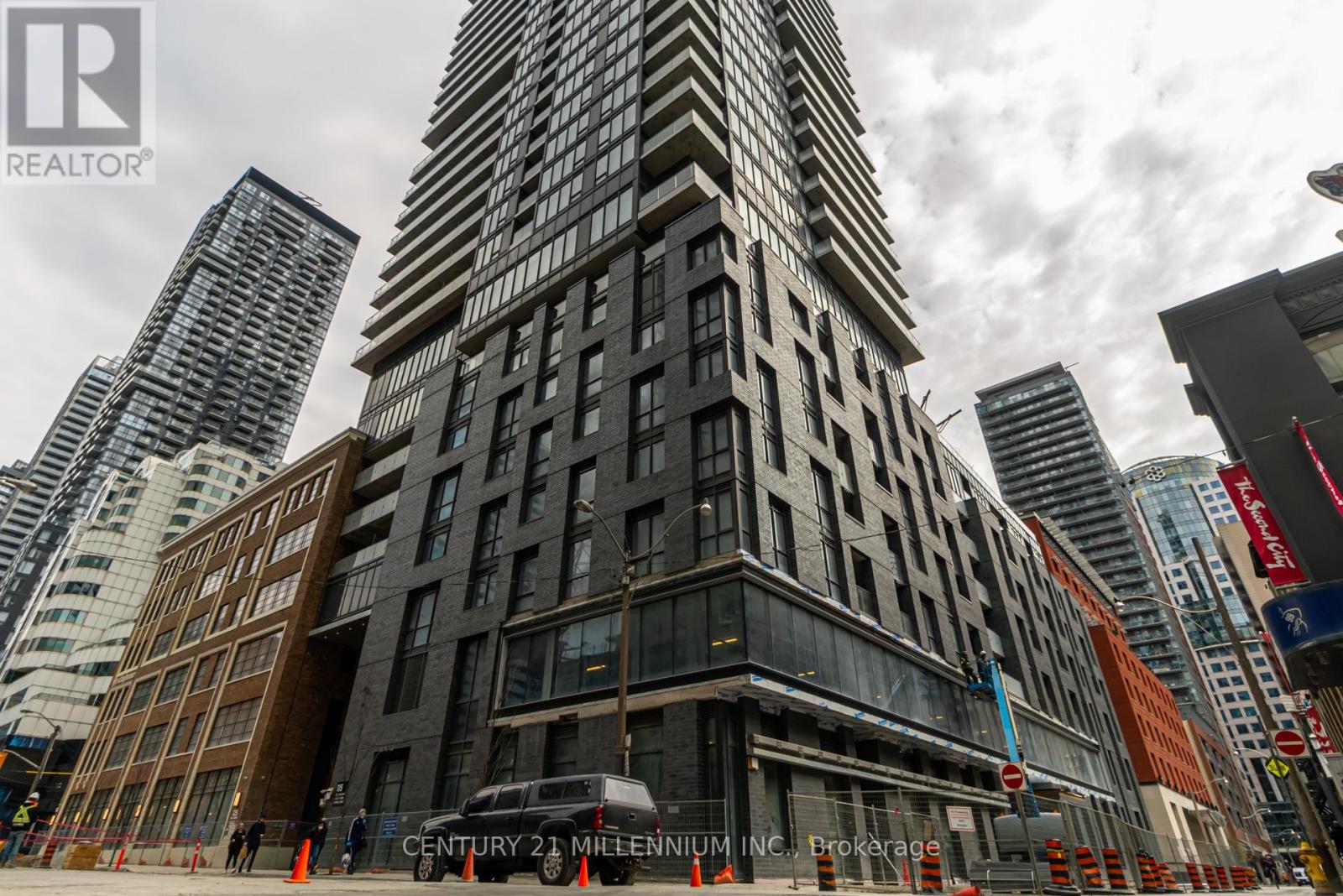 Apartment – 3501 - 115 BLUE JAYS WAY, Toronto – photo 2
