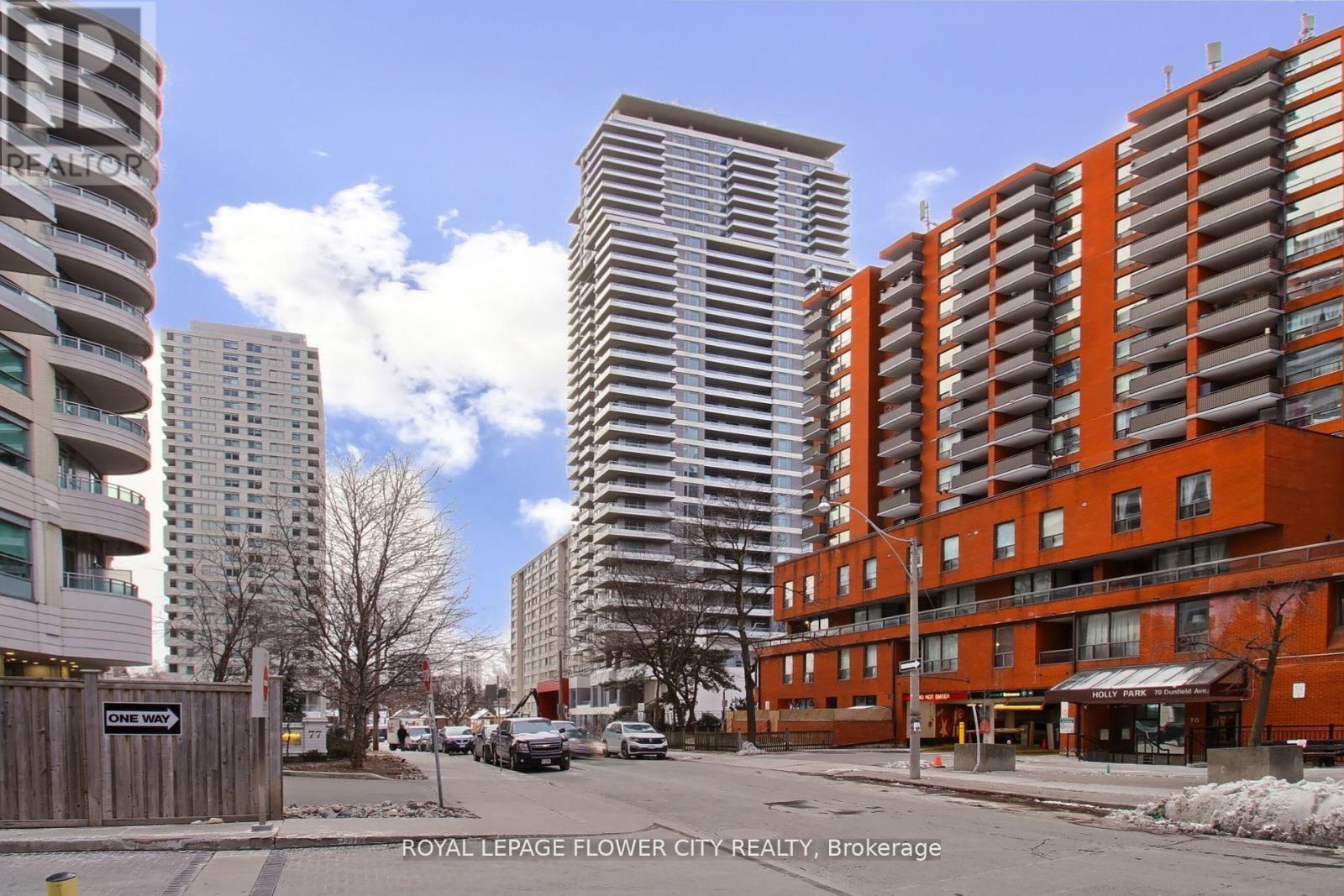 Apartment – 716 - 50 DUNFIELD AVENUE, Toronto