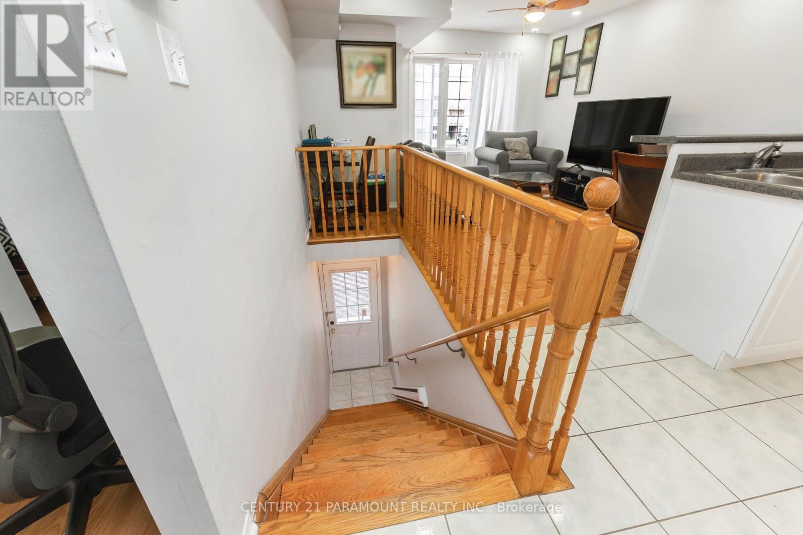 Row / Townhouse – 10 - 200 MCLEVIN AVENUE, Toronto – photo 5