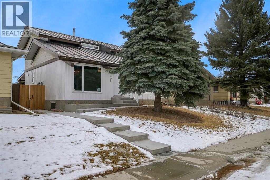 House for Sale in 308 Doverview Crescent SE|Calgary, Alberta T2B1Y6