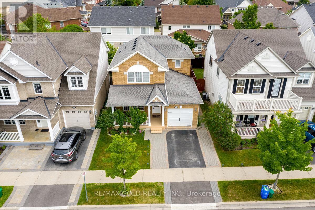 House – 1666 CLARK BOULEVARD, Milton – photo 3