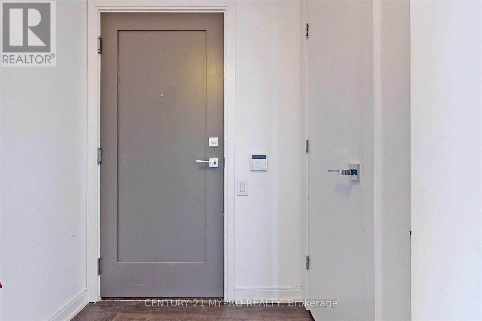Apartment – 3204 - 42 CHARLES STREET, Toronto – photo 2