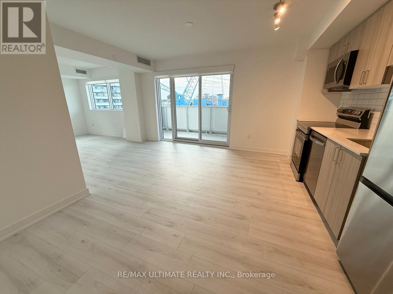 Apartment – 302 - 1010 SANDY BEACH ROAD, Pickering – photo 5