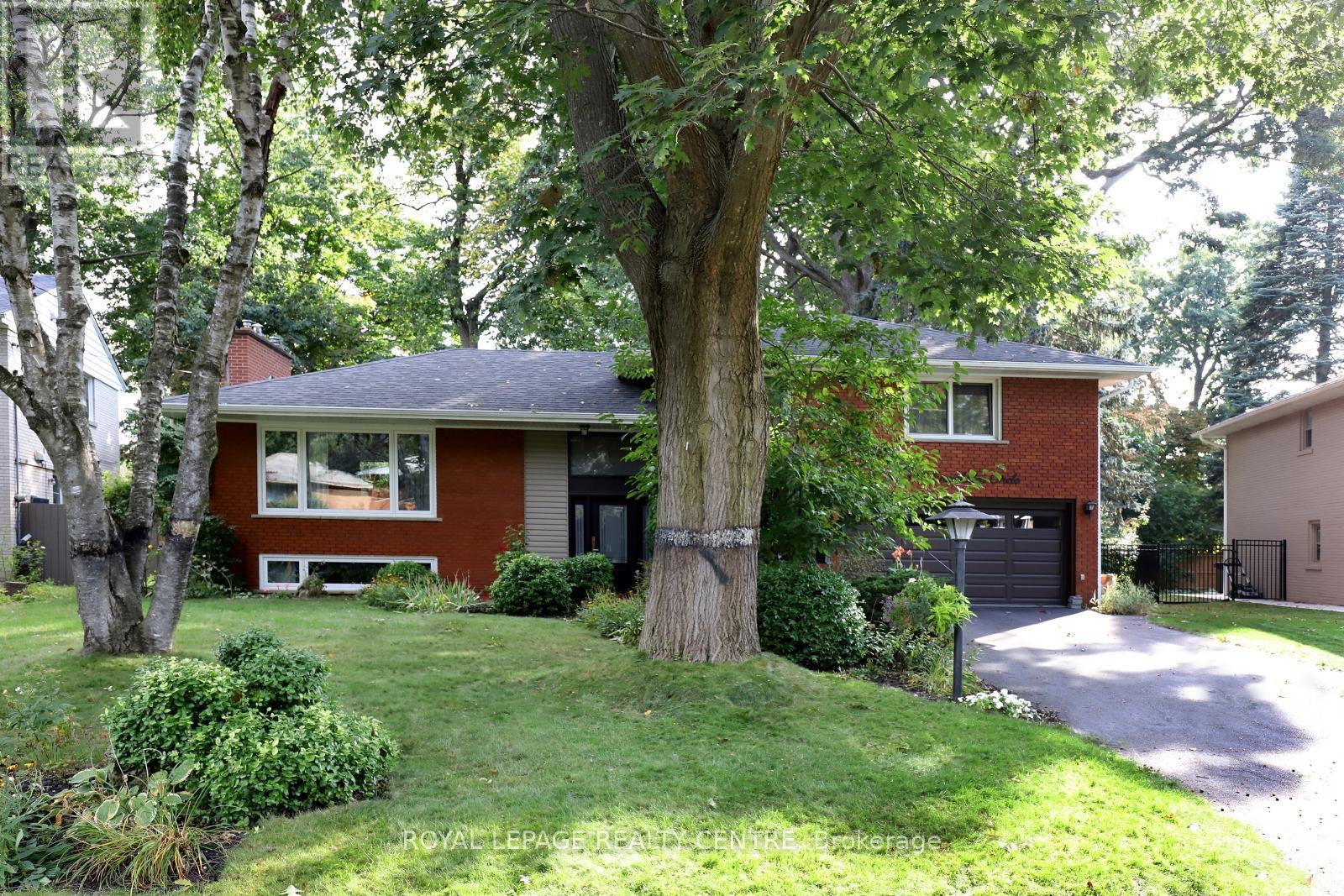House – 3338 ENNISKILLEN CIRCLE, Mississauga – photo 3