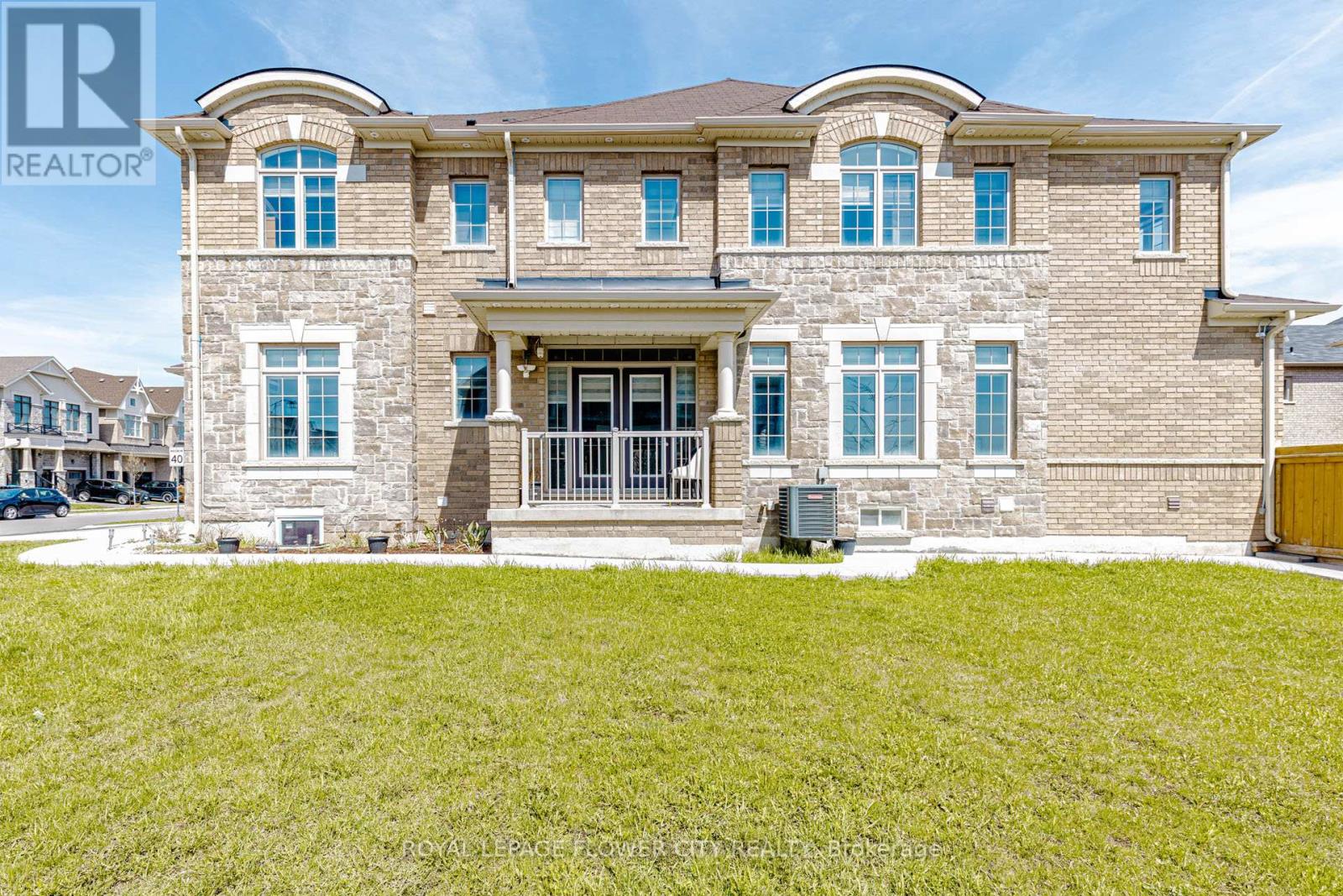 House – 57 DOTCHSON AVENUE, Caledon – photo 3