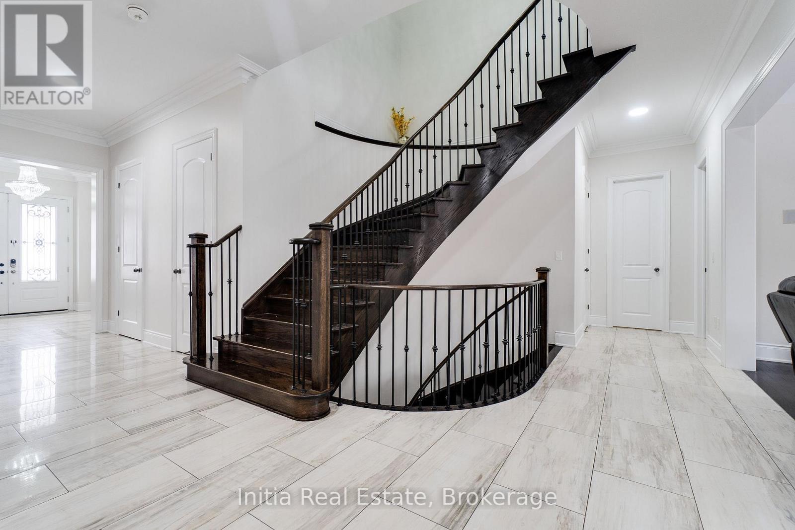 House – 12 ERINTOWN CRESCENT S, Brampton – photo 5