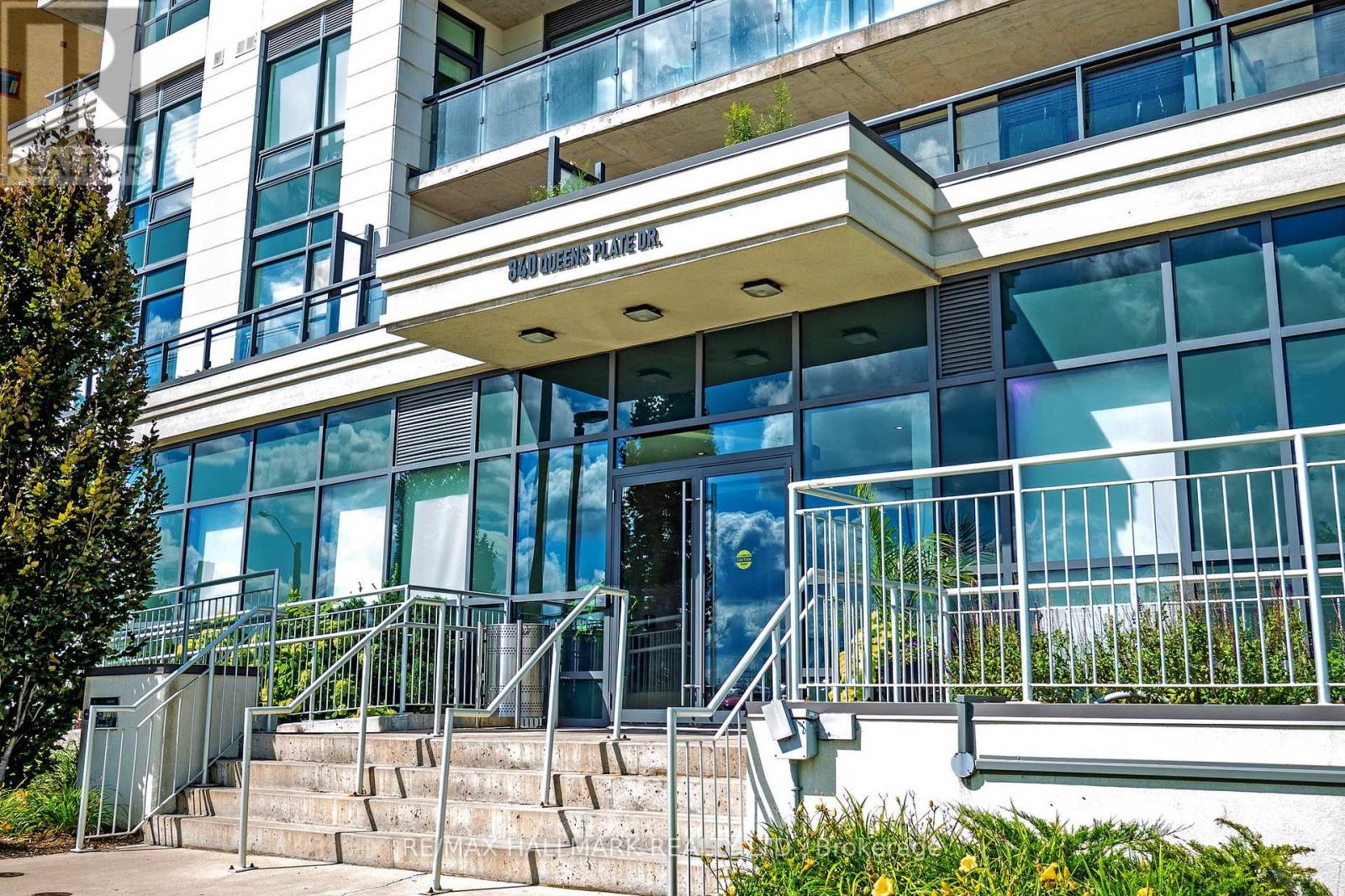 Apartment – 1207 - 840 QUEENS PLATE DRIVE, Toronto