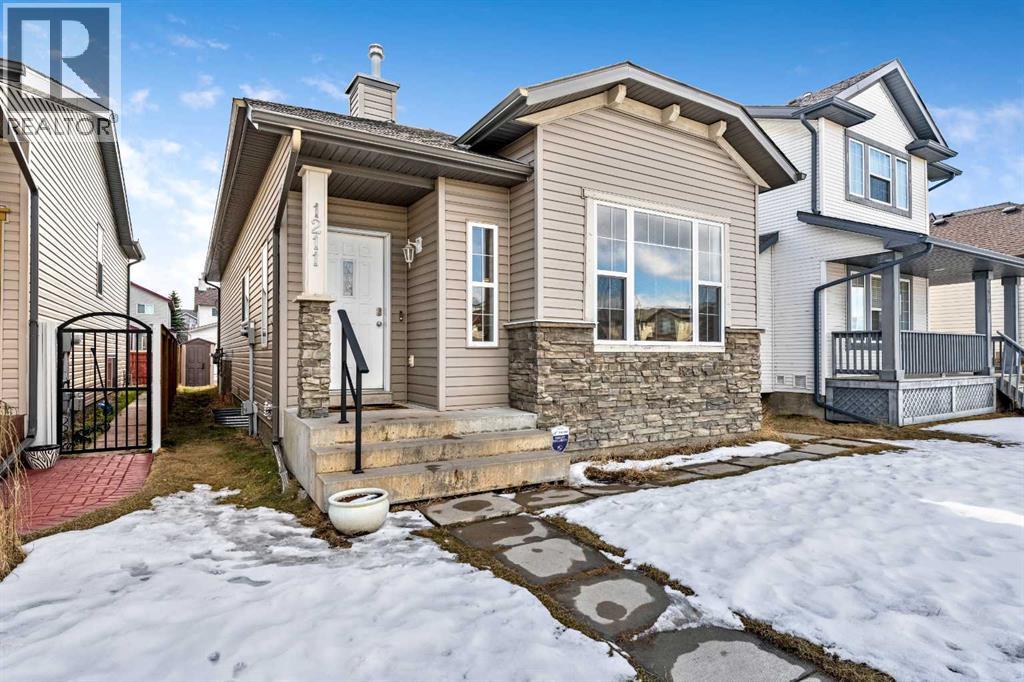 House for Sale in 1211 Everridge Drive SW|Calgary, Alberta T2Y4T2