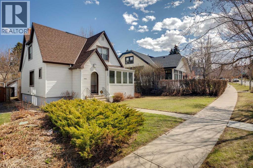 House for Sale in 1314 Scotland Street SW|Calgary, Alberta T3C2L4 4