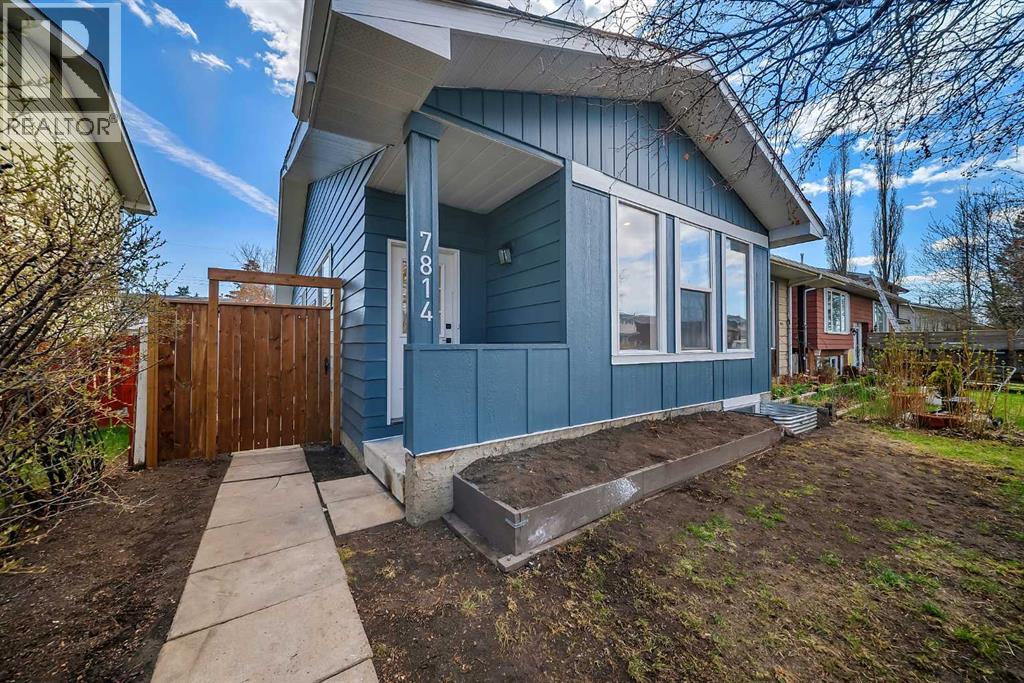 Duplex for Sale in 7814 21 Street SE|Calgary, Alberta T2C1Y7