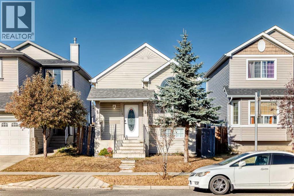 House for Sale in 144 Taradale Drive NE|Calgary, Alberta T3J5G3