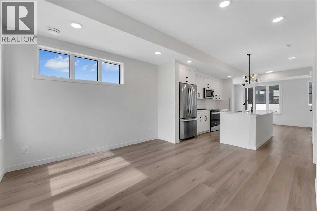 Row / Townhouse for Sale in 804A, 120 Arbour Lake Court NW|Calgary, Alberta T3G0H6 4