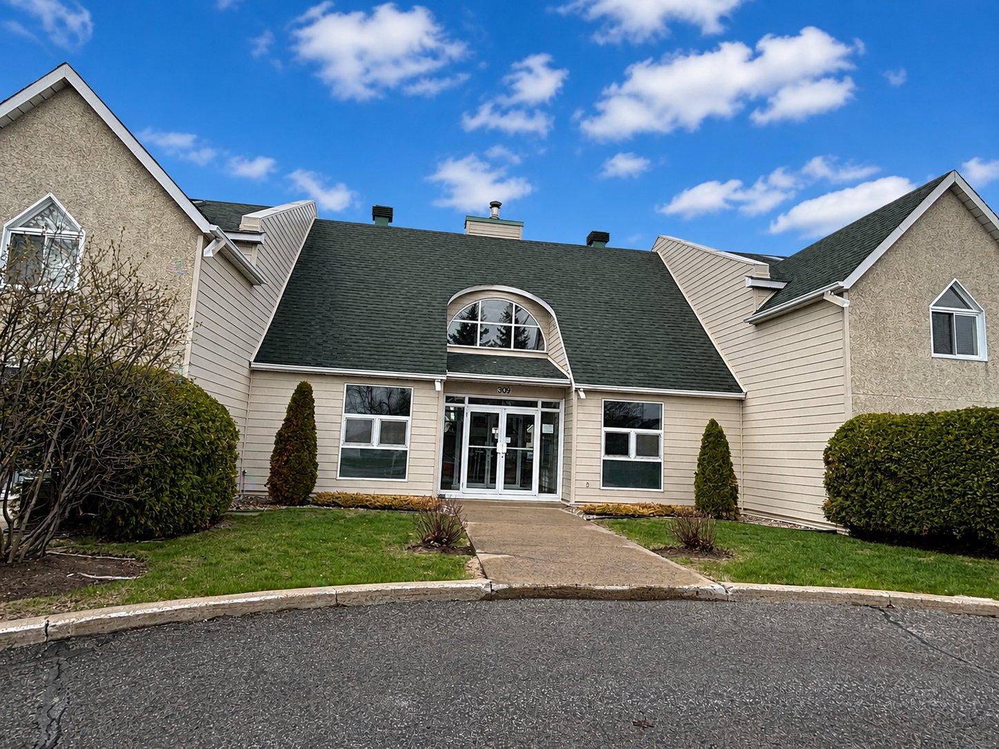 309 Rue du Carmel, #133, Repentigny (Repentigny), Quebec J5Y3X8