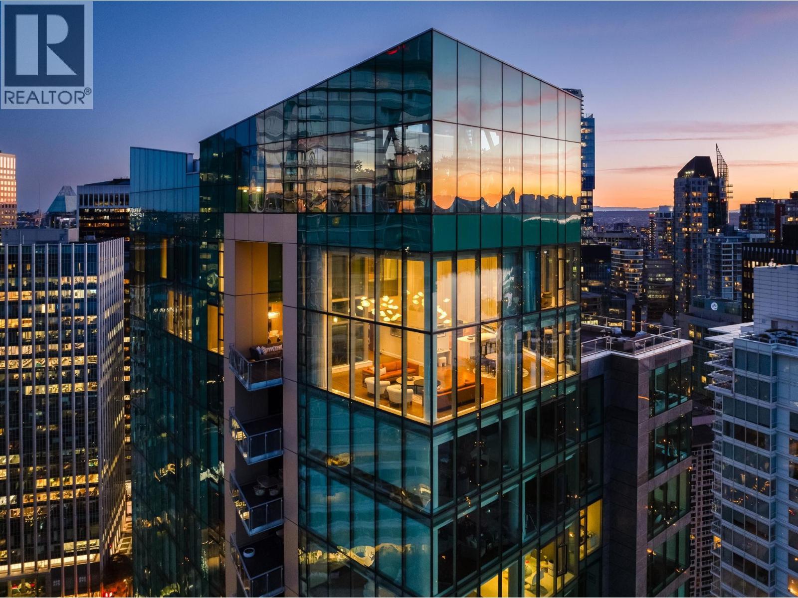 PH3101 277 THURLOW STREET|Vancouver, British Columbia V6C0C1