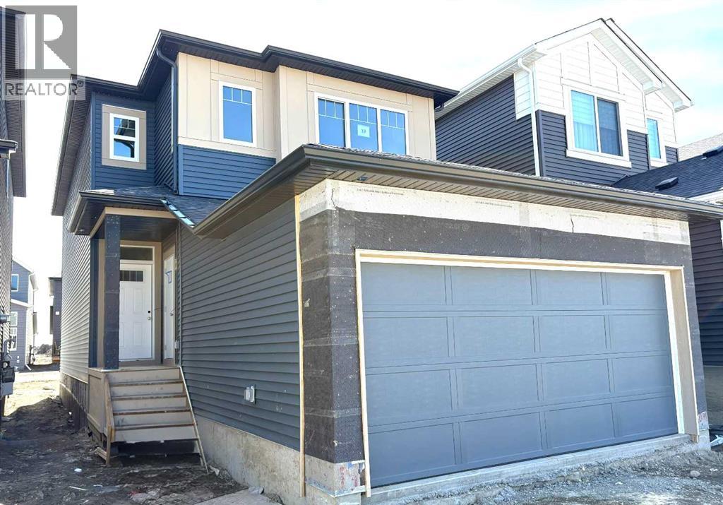 House for Sale in 19 Legacy Glen Heights SE|Calgary, Alberta T2X5Z5