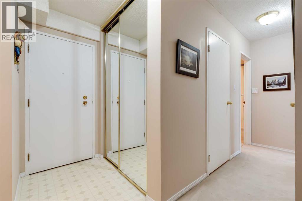 Apartment for Sale in 708, 8948 Elbow Drive SW|Calgary, Alberta T2V0H9 2