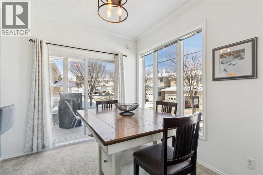 Row / Townhouse for Sale in 40 Edgeridge Terrace NW|Calgary, Alberta T3A6C2 5