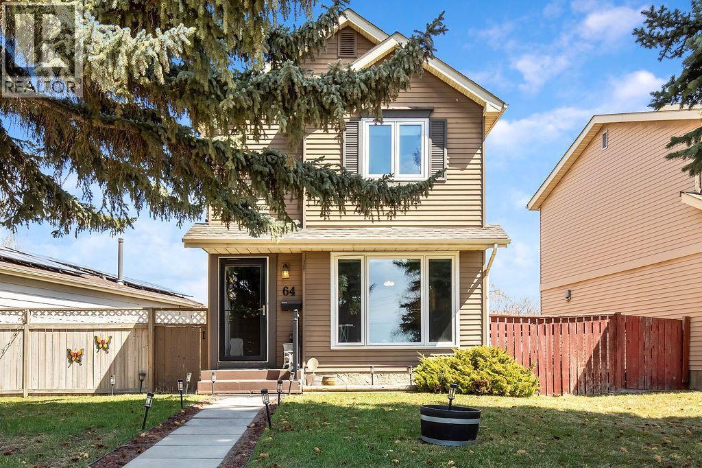 House for Sale in 64 Erin Ridge Road SE|Calgary, Alberta T2B2W8