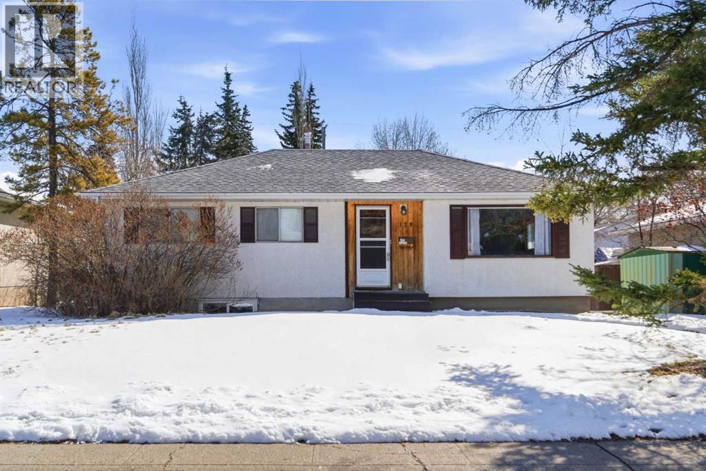 House for Sale in 173 Gordon Drive SW|Calgary, Alberta T3E5B1