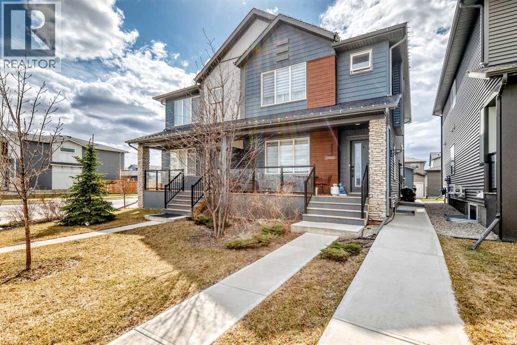 Duplex for Sale in 223 Wolf Creek Avenue SE|Calgary, Alberta T2X4X1 2