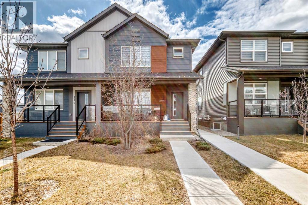 Duplex for Sale in 223 Wolf Creek Avenue SE|Calgary, Alberta T2X4X1