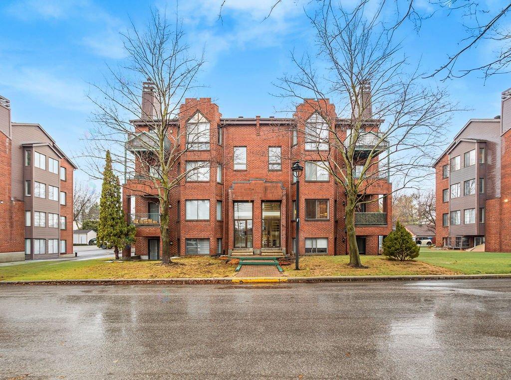 170 Av. du Manoir, #2, Montréal (L'Île-Bizard/Sainte-Geneviève), Quebec H9C2R4