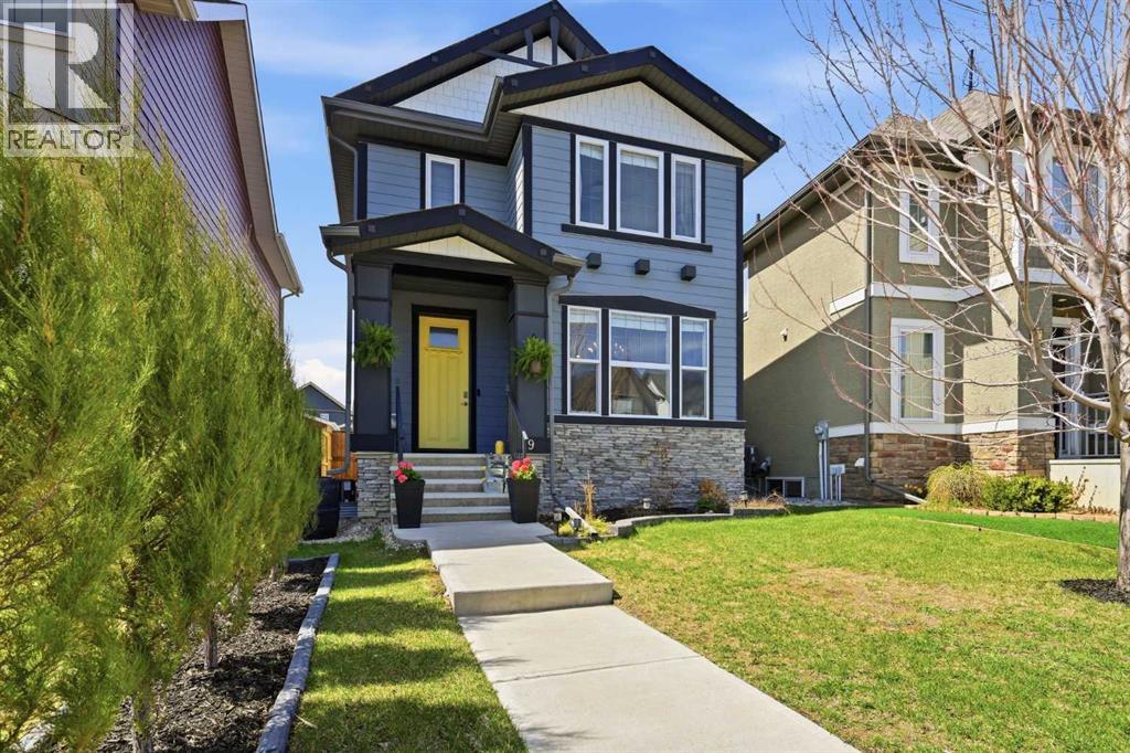 House for Sale in 19 Marquis Gardens SE|Calgary, Alberta T3M1Z9