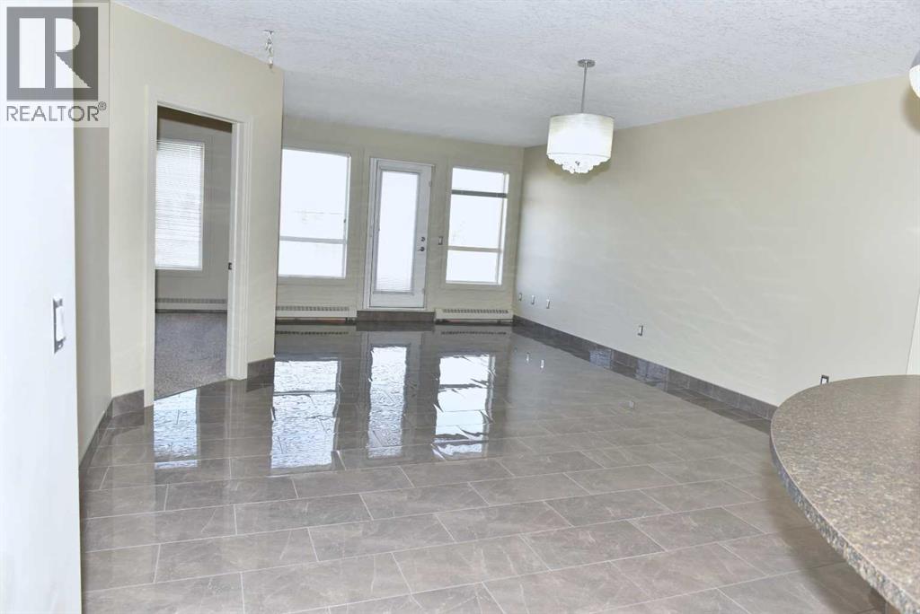 Apartment for Sale in 411, 3101 34 Avenue NW|Calgary, Alberta T2L2A3 4