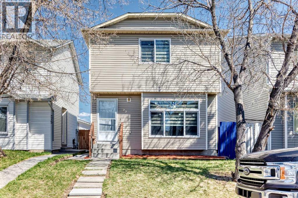 House for Sale in 77 Martinbrook Road NE|Calgary, Alberta T3J3E1