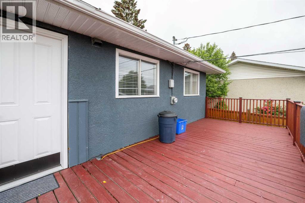 House for Sale in 6036 4 Street NE|Calgary, Alberta T2K1K2 5