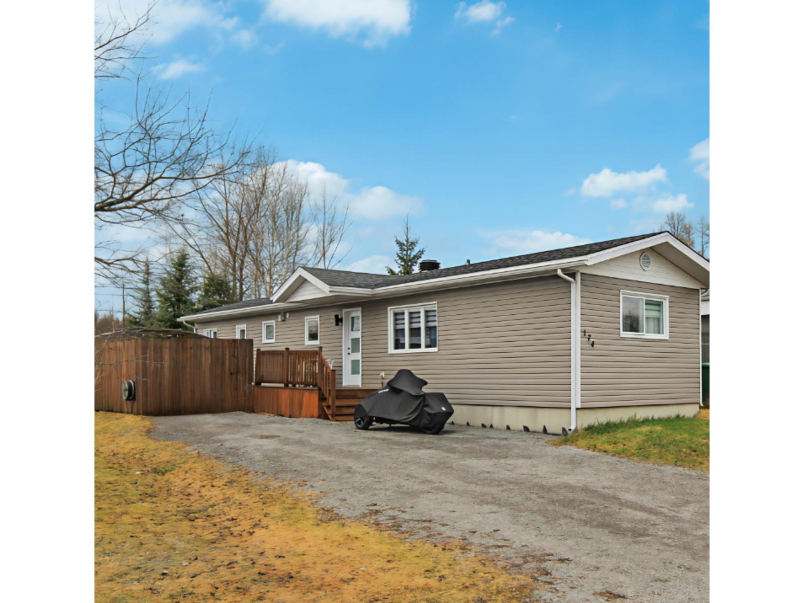 174 Rue de l'Alizé, Saint-Honoré, Quebec G0V1L0