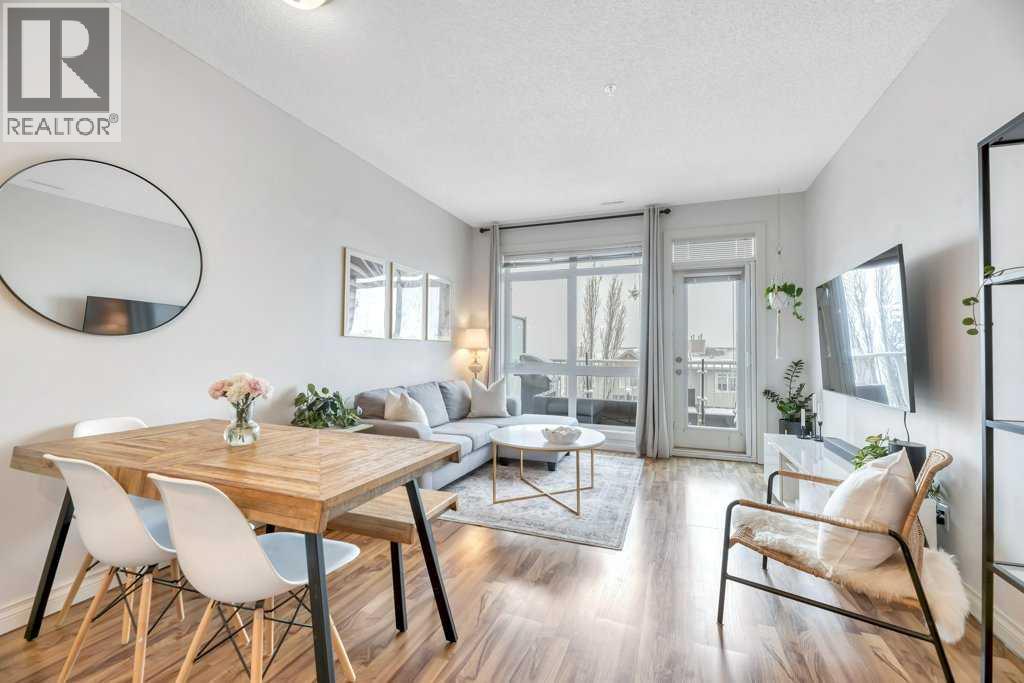 Row / Townhouse for Sale in 13, 148 Rockyledge View NW|Calgary, Alberta T3G5Y4