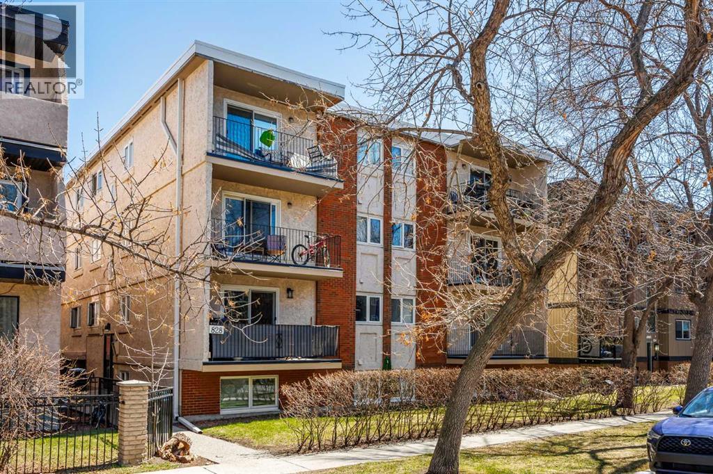 Apartment for Sale in 201, 828 4A Street NE|Calgary, Alberta T2E3W4