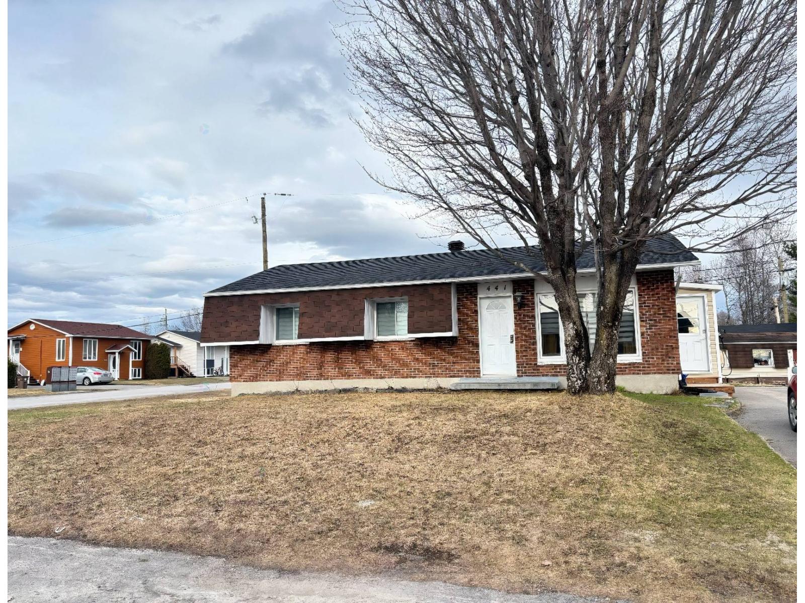 441 Rue Petit, Saint-Honoré, Quebec G0V1L0