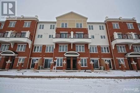 Row / Townhouse for Sale in 4 - 2504 POST ROAD|Oakville (RO River Oaks), Ontario L6H0K1