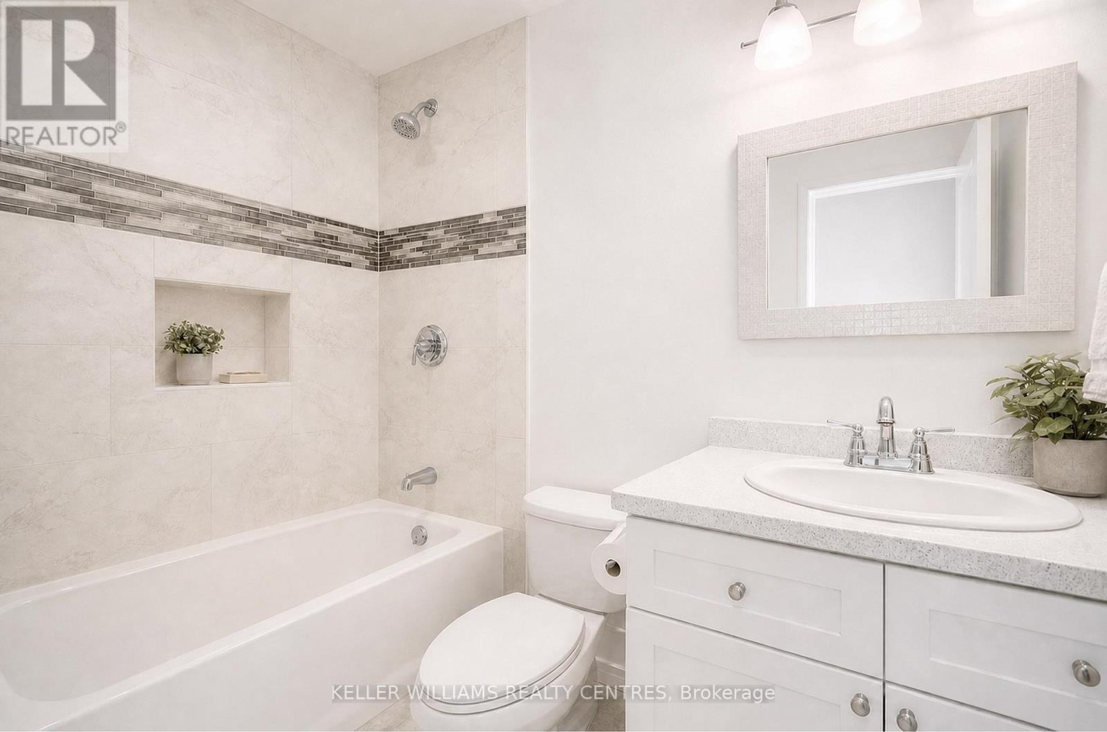 Row / Townhouse for Sale in 102 - 2001 BONNYMEDE DRIVE|Mississauga (Clarkson), Ontario L5J4H8 5