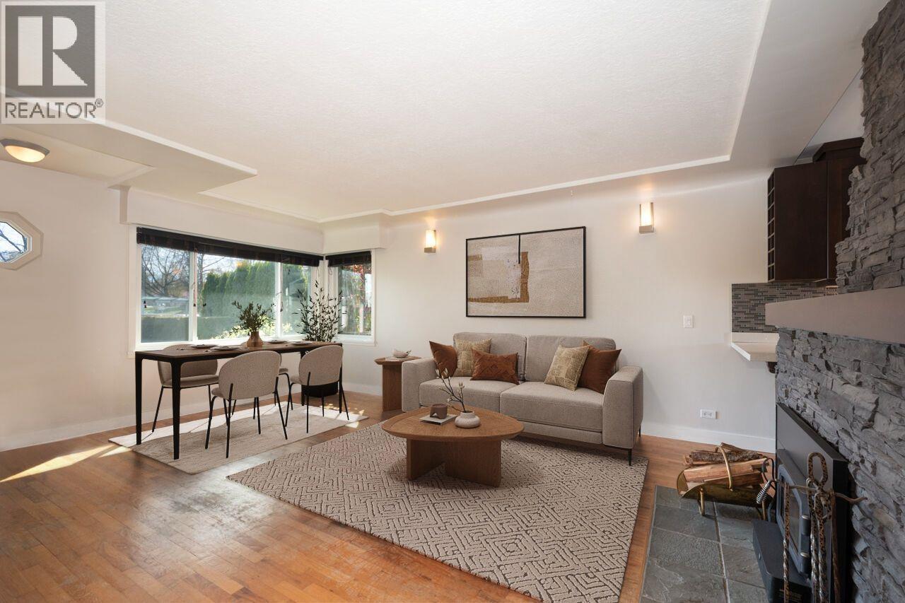 2925 MCGILL STREET|Vancouver, British Columbia V5K1H8