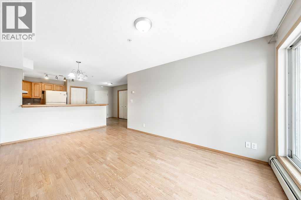 Apartment for Sale in 103, 92 Saddletree Court NE|Calgary, Alberta T3J0K9 4