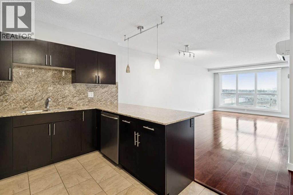 Apartment for Sale in 601, 8880 Horton Road SW|Calgary, Alberta T2V2W3 3
