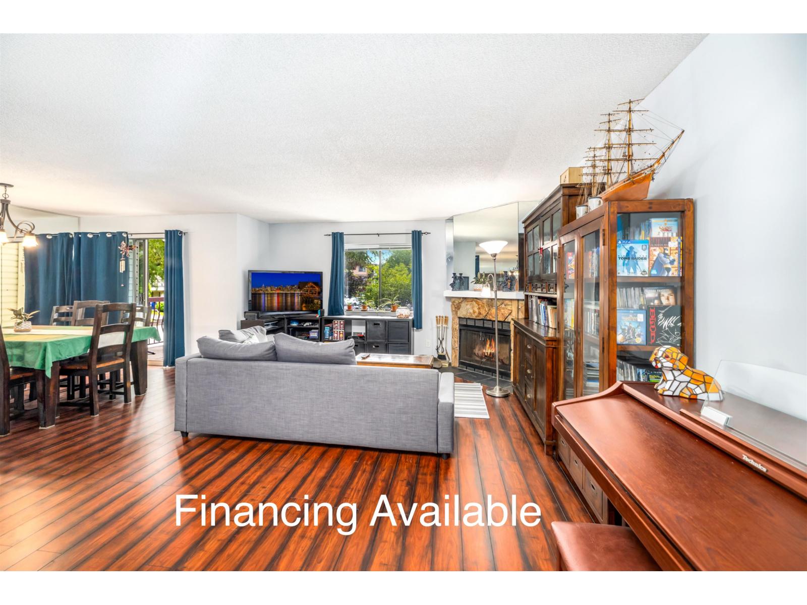 201 7064 133B STREET, Surrey, British Columbia V3W8A4