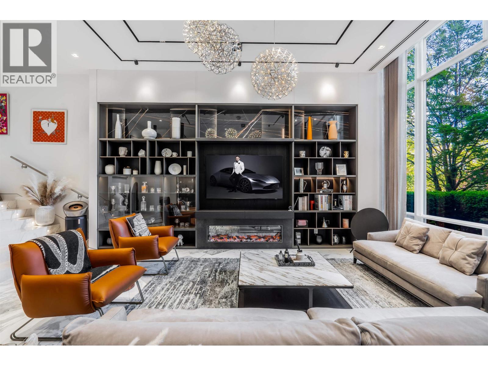 107 323 JERVIS STREET|Vancouver, British Columbia V6C3P8