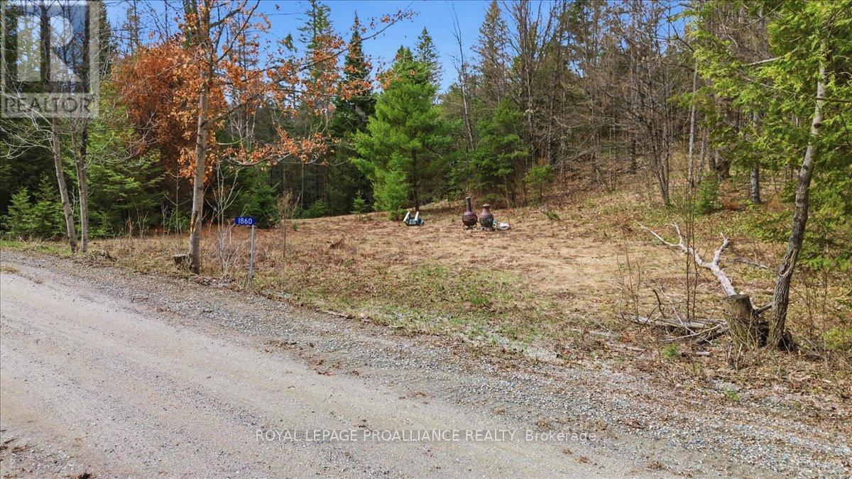 kxtjdwページ For sale: 1860 NORTH ROAD, Frontenac (Frontenac North), Ontario